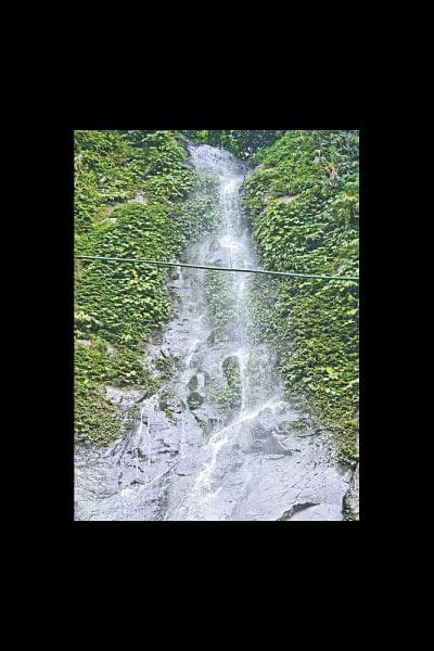 A waterfall with pristine beauty | The Daily Star