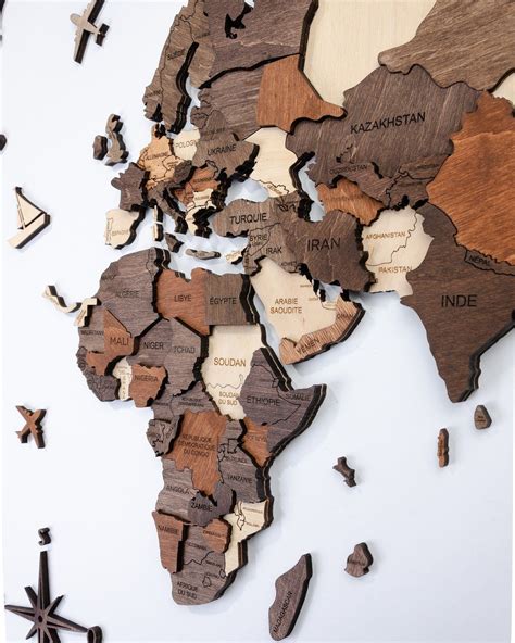 Carte en bois de la carte du monde 3D - ENJOYTHEWOOD | MOM | Décoration ...