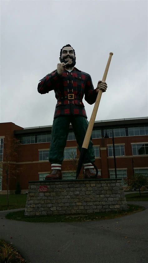 Paul Bunyan Statue, Bangor, Maine, October 2017 | Bangor, Maine, New hampshire