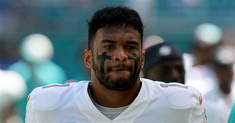 Tua Tagovailoa Dealt With Injury to Back, Not Head in Win Over Bills, Per Dolphins HC | News ...