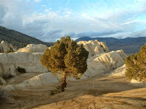 Best Handcrafted & Outdoor Newsletter: Moon Rock Formation in Hungry Valley, Nevada