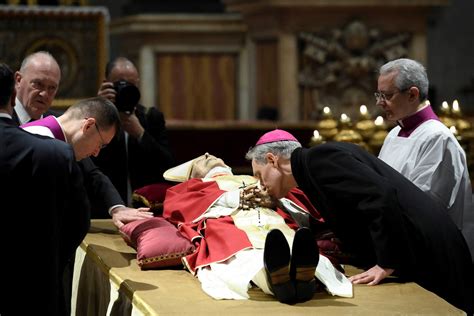 Archbishop Gänswein speaks of Benedict’s last days