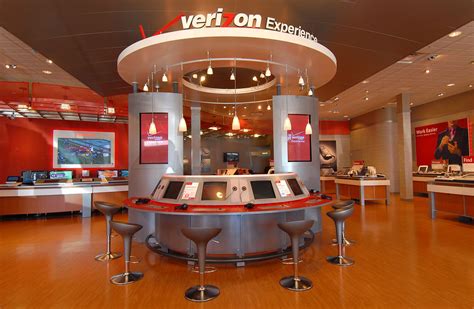 VERIZON WIRELESS CONCEPT STORE | The recently opened, over 5… | Flickr