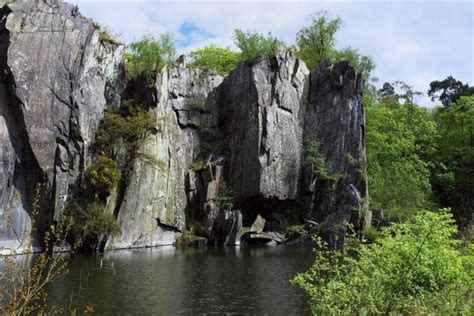 Swithland Slate Pit The Brand nr Woodhouse Eaves (David Lea) | Hickling ...