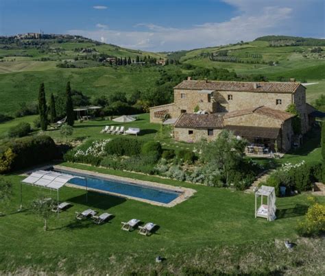 8 Villas in Tuscany with a Pool - Petite Suitcase