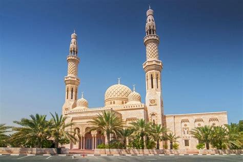 Jumeirah Mosque, Dubai | Tickets & Tours - 2024