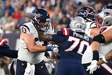 Texans score 20 straight points to upend Patriots | Reuters