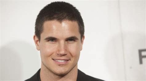 Robbie Amell joins ‘The Babysitter’ | Hollywood News - The Indian Express