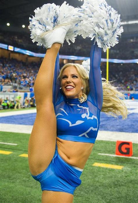 Detroit Lions Cheerleaders Photos from Week 1