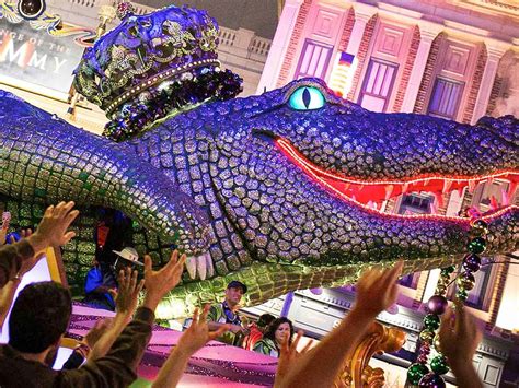 The Ultimate Guide to Mardi Gras at Universal Orlando Resort