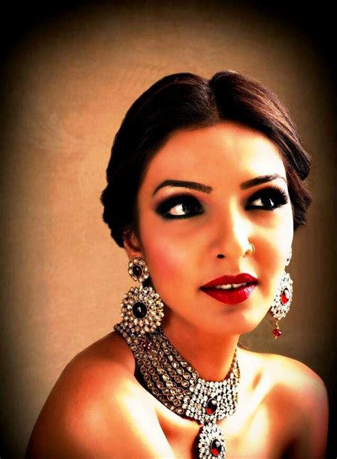 . Pakistani Jewelry, Indian Wedding Jewelry, Indian Jewelry, Bridal Jewellery, Kundan Jewellery ...