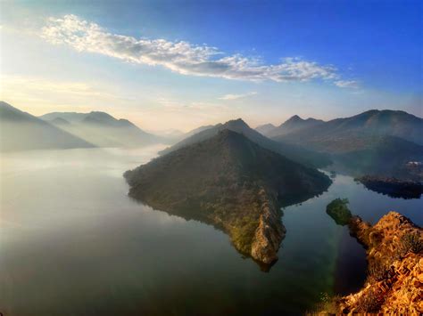 Beautiful sunrise at Bahubali Hills, Udaipur, India : r/pics