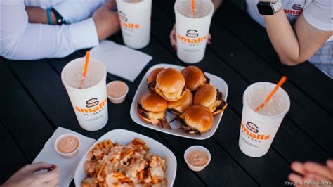 Smalls Sliders to open 8 St. Louis locations | ksdk.com