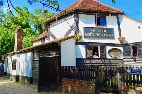 Britain's oldest pub in St Albans to offer Uber Eats delivery as pizzas go 'down a storm' with ...