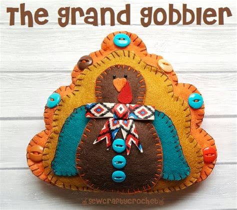 Gobble Gobble! Thankful Thanksgiving Link Party - Sew Crafty Crochet