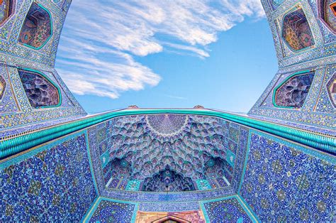 Photographer Captures the Mesmerizing Beauty of Iranian Architecture