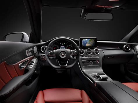 2015 Mercedes-Benz C-Class Interior Features Preview