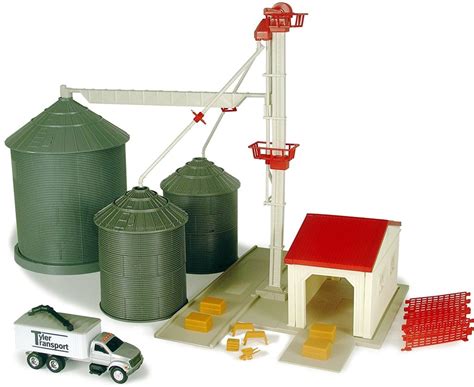 15 Best ERTL Farm Toys for Kids and Toddlers