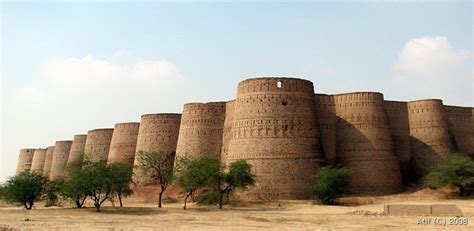 Here Are The Top 10 Tourist Attractions of Punjab Pakistan