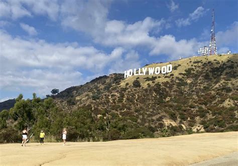 Hike to the Hollywood Sign Tour | Tours by Foot