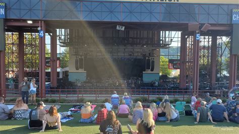 Riverbend Music Center Lawn Seats - RateYourSeats.com