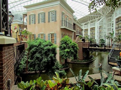 Gaylord Opryland Hotel 1 Photograph by Judy Wanamaker