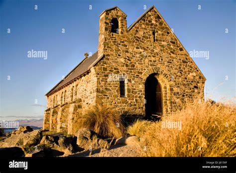 Lake Tekapo Church of the Good Shepherd Stock Photo - Alamy