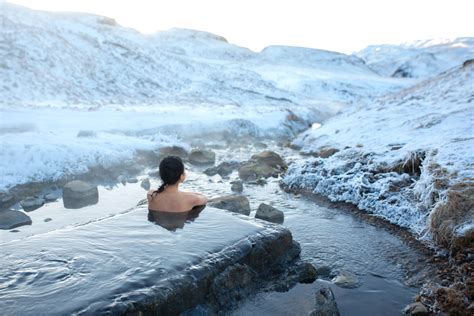 25 Bucket List Things To Do in Iceland in Winter - Iceland Trippers