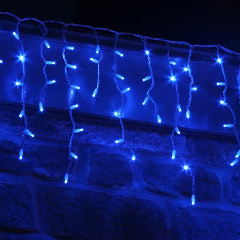 Blue icicle lights outdoor - 15 ways to deliver a beautiful and distinguished blue Christmas ...