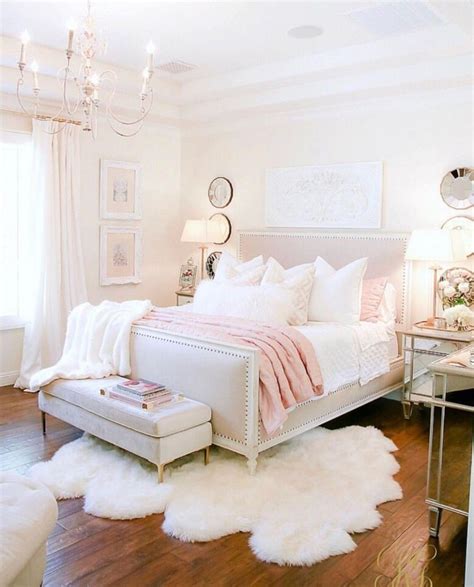 Feminine Small Bedroom Ideas | Classy bedroom, Feminine bedroom ...