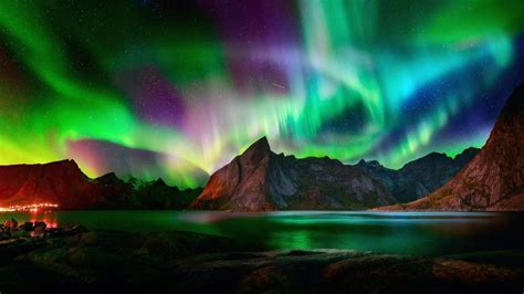 Amazing aurora borealis - backiee