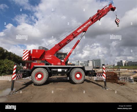 Rough Terrain Crane – Telegraph