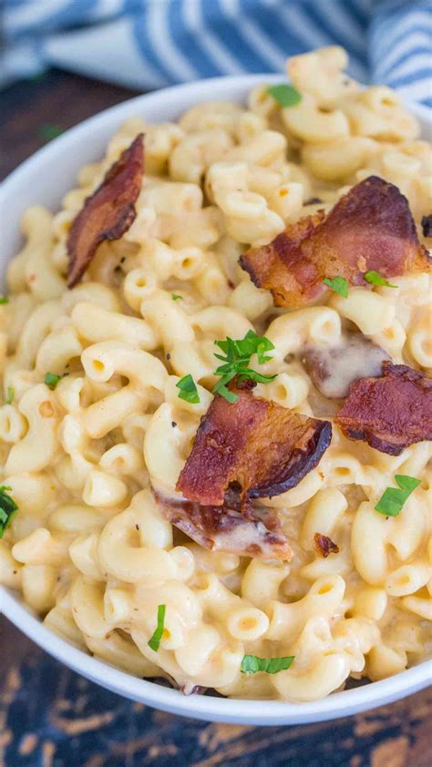 Creamy Instant Pot Mac and Cheese [Video] - Sweet and Savory Meals