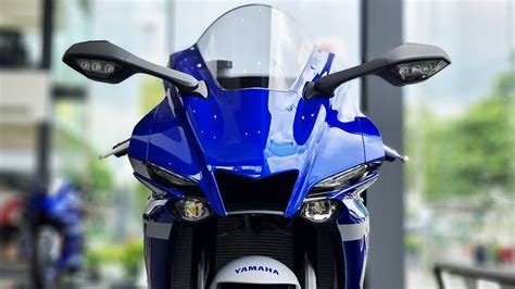 Yamaha YZF-R1 2021 Yamaha Blue - YouTube