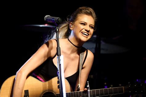 Top 10 Kelsea Ballerini Songs - ClassicRockHistory.com