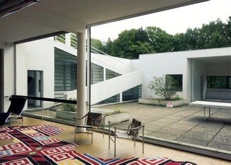 Take a Look at the Interior of Villa Savoye by Le Corbusier! - Decor Tips