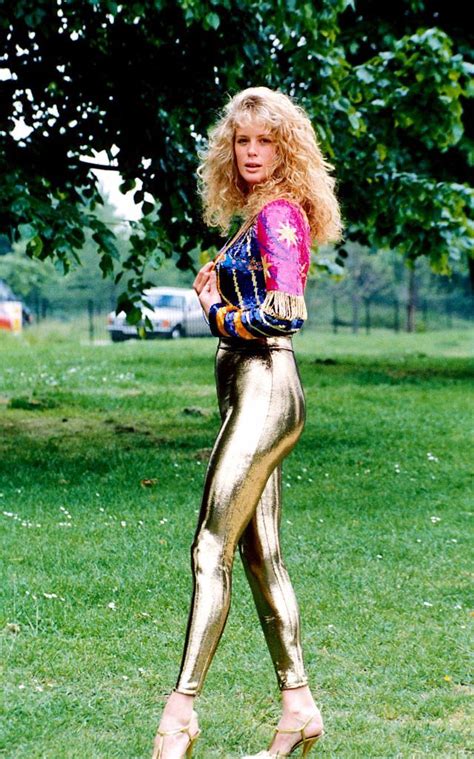 Leggings: The Huge Fashion Trend of Women in the 1980s | 80s fashion ...