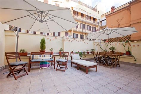 10 BEST Hostels in ROME, Italy to Visit - [2021 COMPARISON]