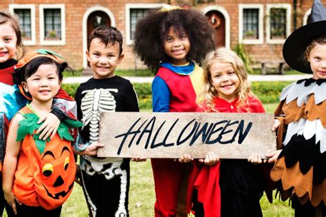 Kids + Pets Halloween Costume Contests in Omaha | Family Fun in Omaha