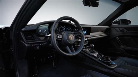 Porsche 911 S/T Interior Design in Studio | Daily Telegraph