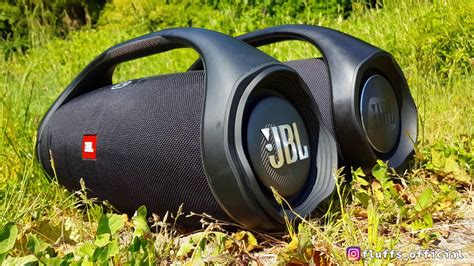 JBL Boombox 2 vs. JBL Boombox 1 BASS TEST !!! - YouTube