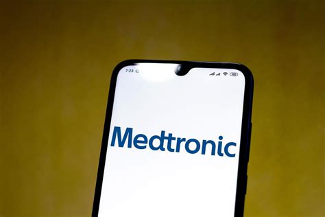 What’s Happening With Medtronic Stock?