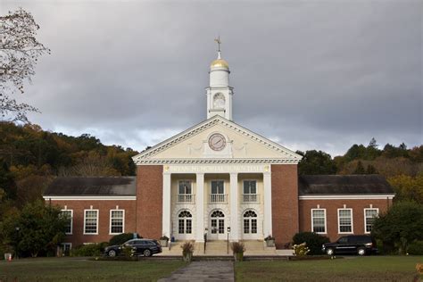 The Real Life Stars Hollow: Washington Depot, CT — Planned Wanderings