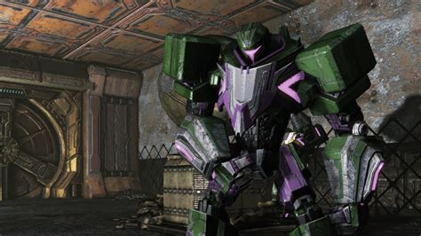 A Decepticon Soldier Does His Business - YouTube