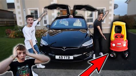 Swapping my Friend's $100,000 Tesla with a TOY CAR *Prank* - YouTube