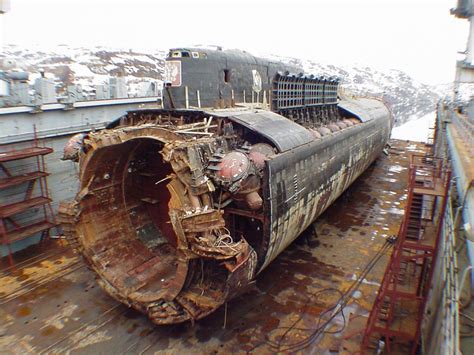 Image result for submarine kursk | Submarino, Submarino ruso, Submarino ...