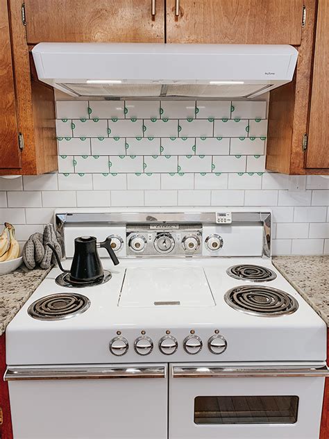 Swapping A Microwave For A Range Hood - Dream Green DIY