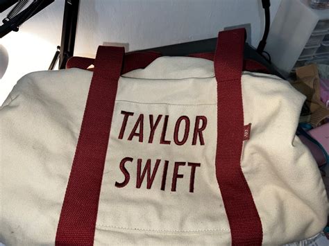 TAYLOR SWIFT DUFFLE BAG RED & CREAM, Women's Fashion, Bags & Wallets ...