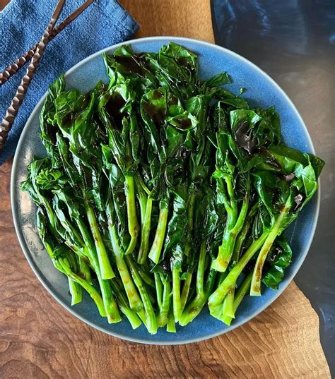 How To Make Authentic-Tasting Chinese Broccoli Stir Fry