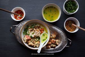 Bubur Ayam Betawi Kuah Kuning (Jakarta Chicken Rice Porridge)